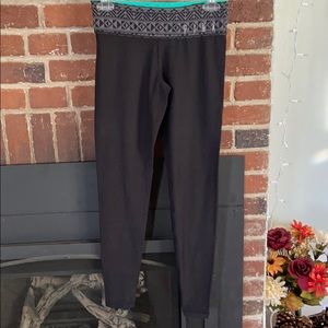 Reversible VS PINK ultimate leggings